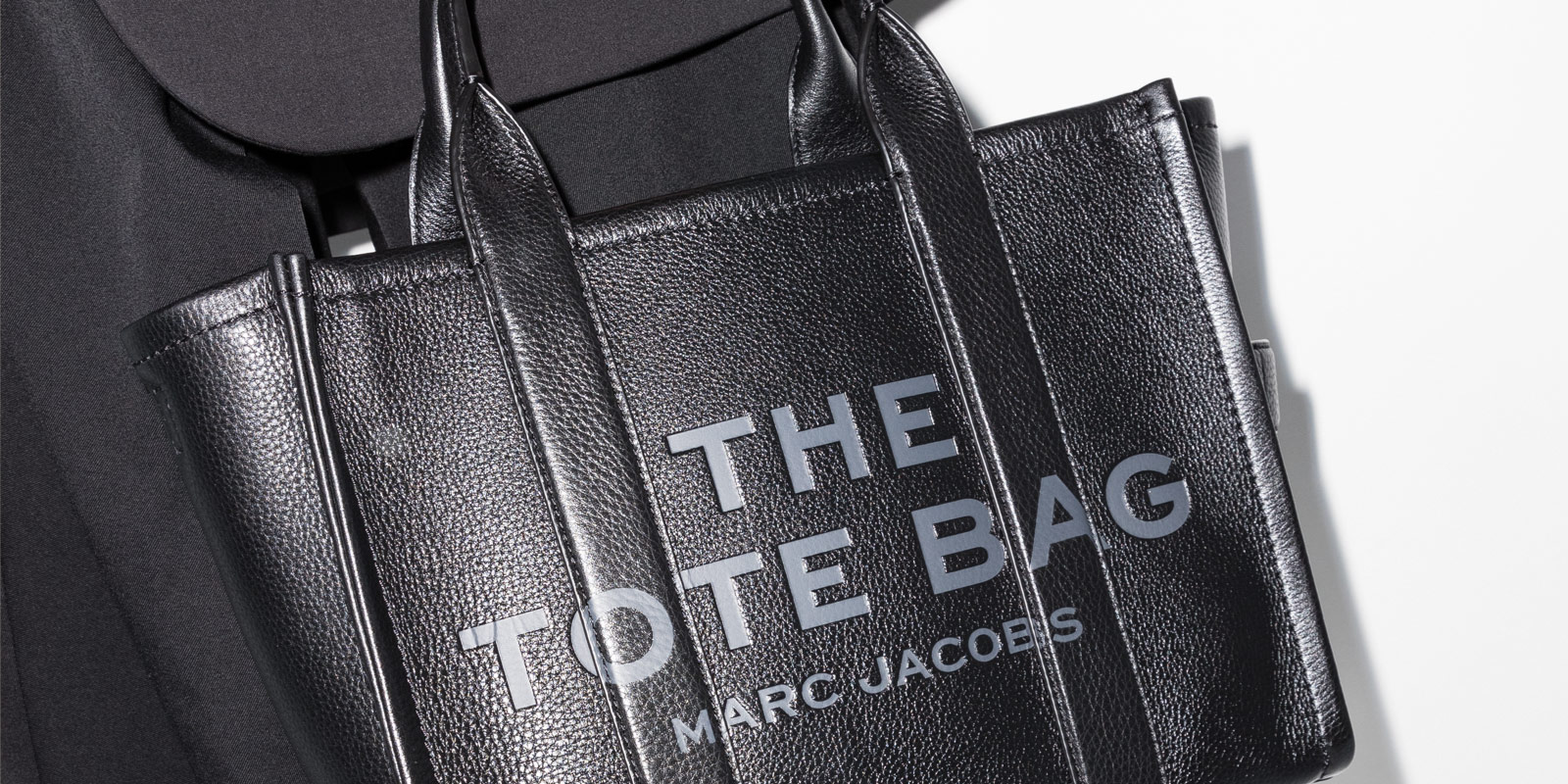 Why Fashion People Love the Marc Jacobs Snapshot Bag