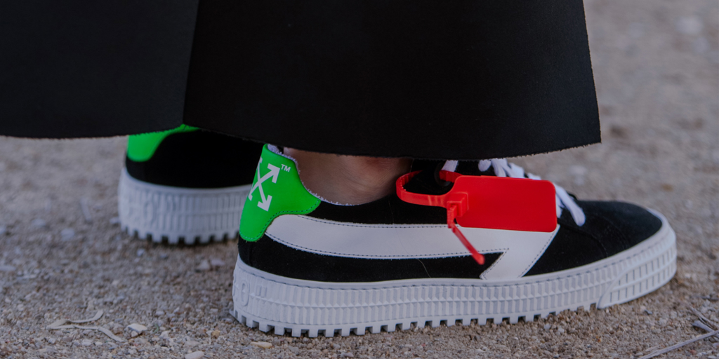 Parasiet Eervol Onrustig Off-White Sneakers: A sizing, fit and styling guide - Farfetch