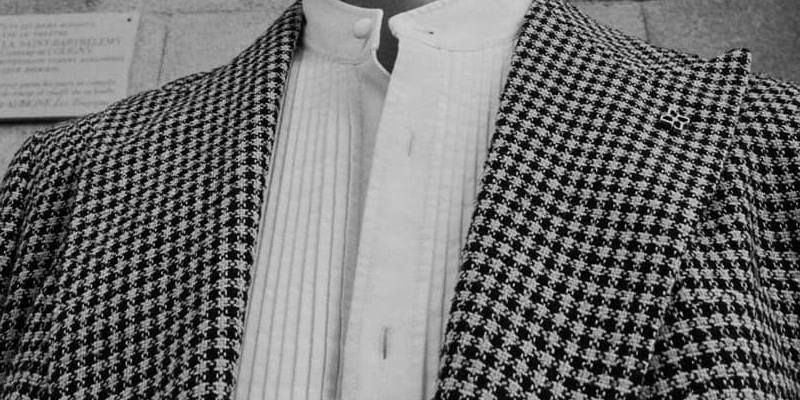 Superestilo Acessórios by Tati Sulepa - A estampa xadrez - uma das  padronagens mais clássicas do mundo da moda, foi introduzida pelos  escoceses, os primeiros a usarem os desenhos quadriculados. Hoje ele