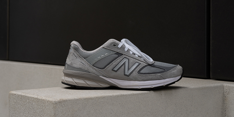 Does The New Balance 990 Fit True to Size? New Balance 990 Sizing Guide -  FARFETCH