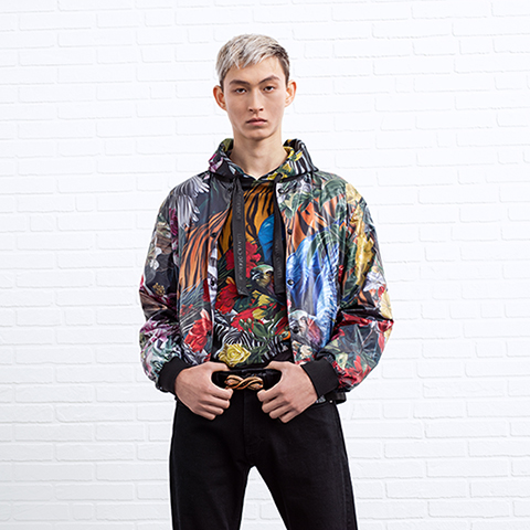 0ebb3673-71e1-4e34-8dc1-45dfff6b6b10_Roberto_Cavalli_portfolio_uomo_XS